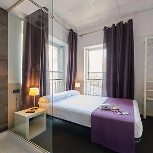 Habitación Familiar con Cama King